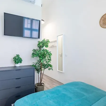 Mini Ultra Central Studio Budapest Extérieur photo